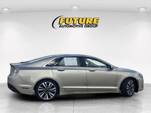2017 Lincoln MKZ Reserve