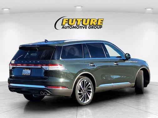 Green Clearcoat Metallic 2022 Lincoln Aviator Reserve AWD