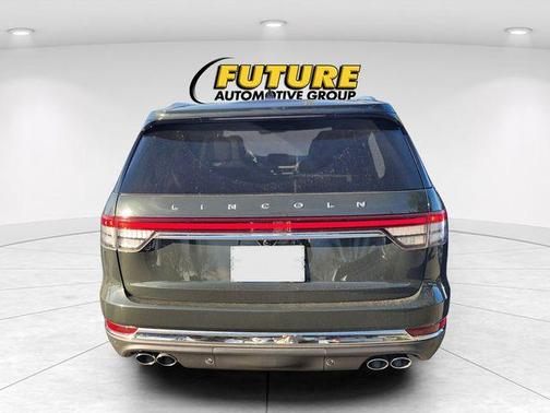 Green Clearcoat Metallic 2022 Lincoln Aviator Reserve AWD