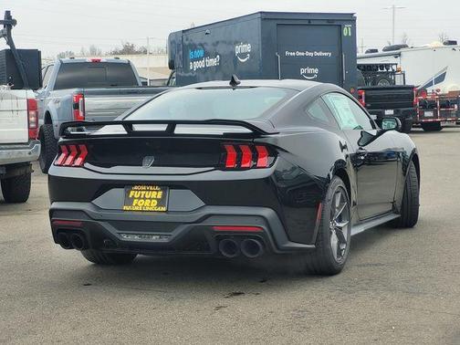 2026 Ford Mustang Dark Horse