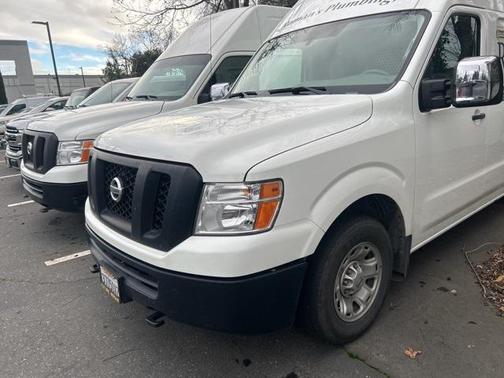 2018 Nissan NV Cargo NV2500 HD SV V6/SV V8