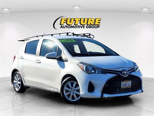 2015 Toyota Yaris L