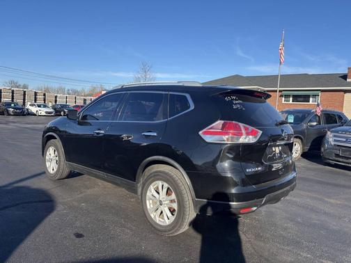 2016 Nissan Rogue SV