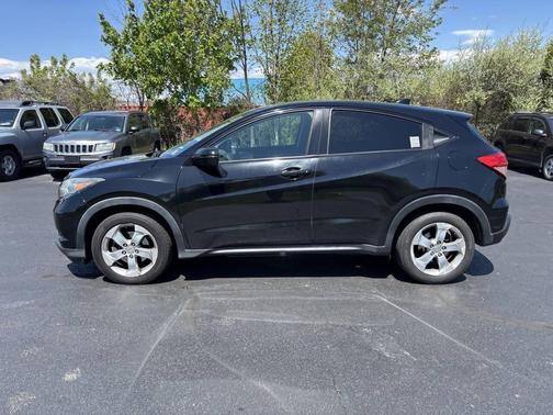 Crystal Black Pearl 2016 Honda HR-V EX