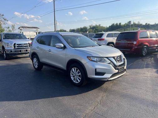 Brilliant Silver Metallic 2019 Nissan Rogue SV