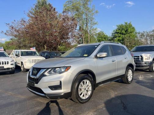 Brilliant Silver Metallic 2019 Nissan Rogue SV