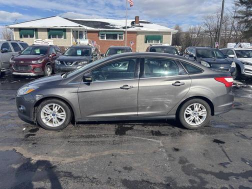 2012 Ford Focus SEL