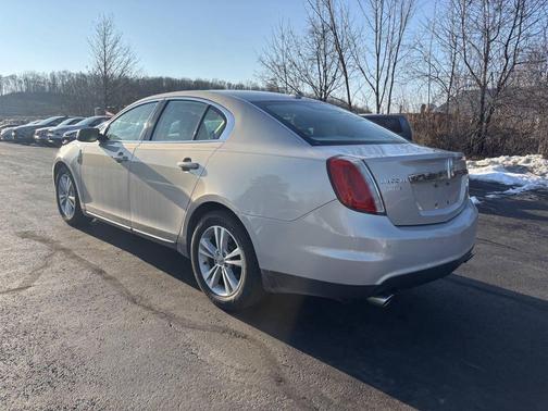 2009 Lincoln MKS Base