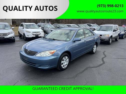 2004 Toyota Camry LE