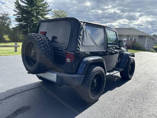 2012 Jeep Wrangler Sahara