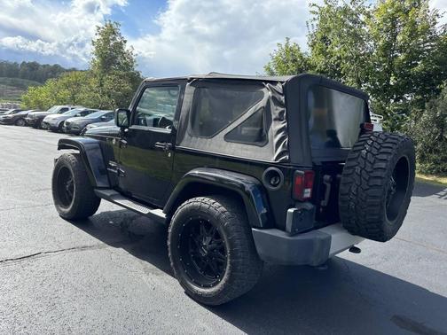 2012 Jeep Wrangler Sahara