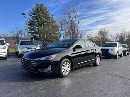 2020 Hyundai ELANTRA SE