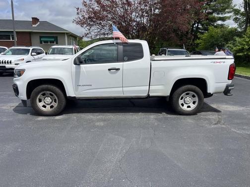 Summit White 2022 Chevrolet Colorado WT