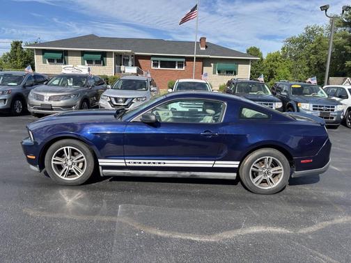 Blue 2010 Ford Mustang Premium