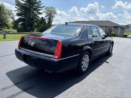 2011 Cadillac DTS Premium Collection