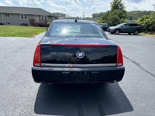 2011 Cadillac DTS Premium Collection