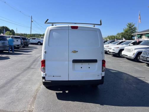 Designer White 2017 Chevrolet City Express 1LS