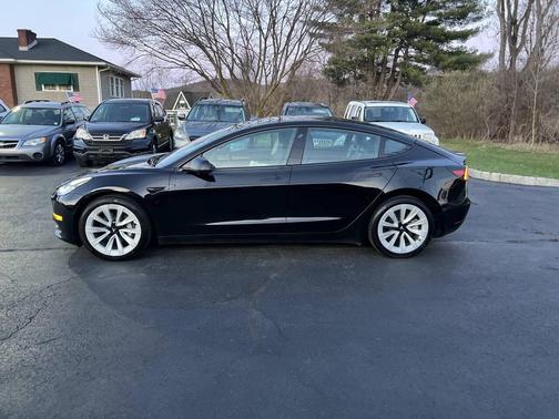 Solid Black 2021 Tesla Model 3 Standard Range Plus