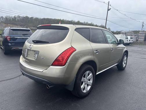 Gold 2006 Nissan Murano SL