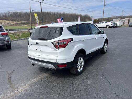 White 2017 Ford Escape SE