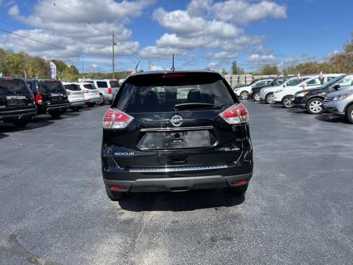 2015 Nissan Rogue SL