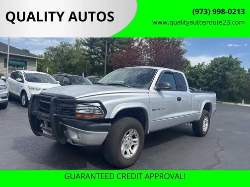 Silver 2002 Dodge Dakota Sport Club Cab
