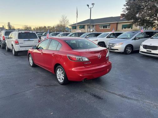 2013 Mazda Mazda3 i Touring