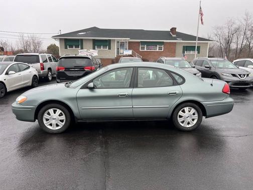 2007 Ford Taurus SEL