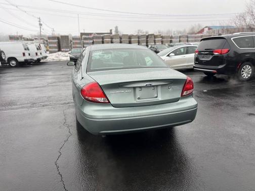 2007 Ford Taurus SEL