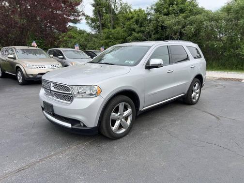 Bright Silver Metallic Clearcoat 2012 Dodge Durango Citadel