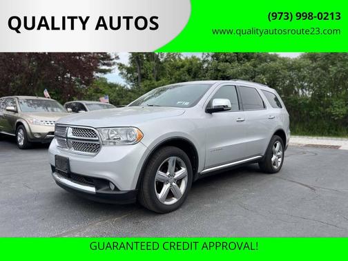 Bright Silver Metallic Clearcoat 2012 Dodge Durango Citadel