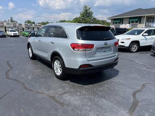 2017 Kia Sorento LX