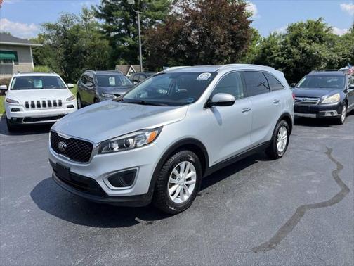 2017 Kia Sorento LX