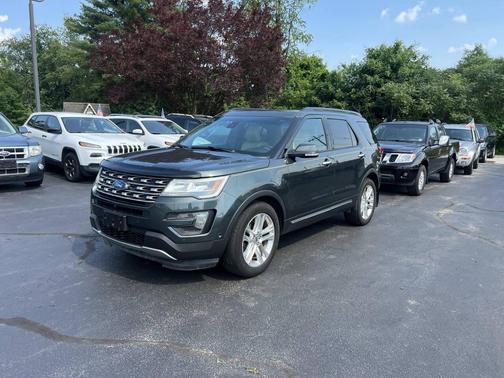 Gray 2016 Ford Explorer Limited