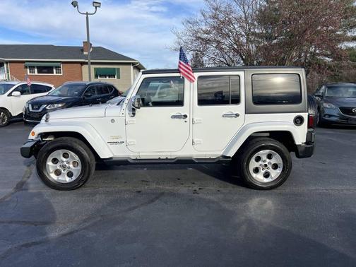 2013 Jeep Wrangler Unlimited Sahara