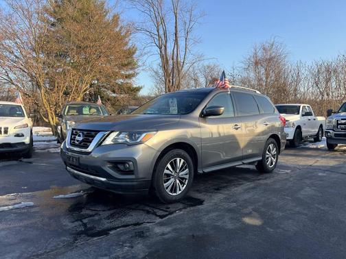 2019 Nissan Pathfinder SV
