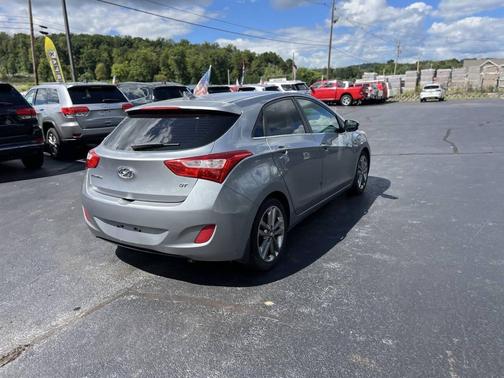 Titanium Gray Metallic 2016 Hyundai Elantra GT Base