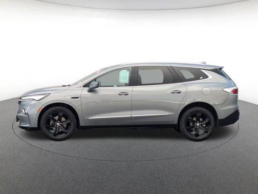 2024 Buick Enclave Essence FWD