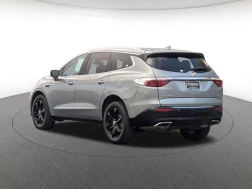 2024 Buick Enclave Essence FWD