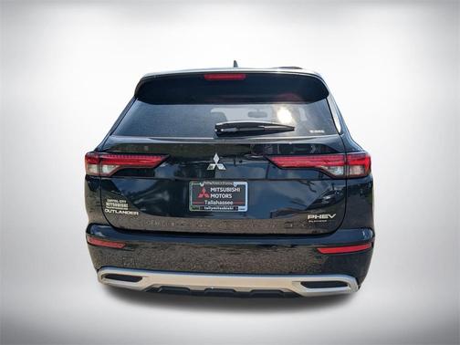 2025 Mitsubishi Outlander PHEV SEL Platinum Edition