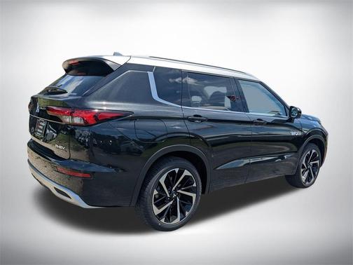 2025 Mitsubishi Outlander PHEV SEL Platinum Edition