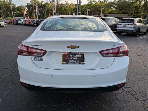 Summit White 2024 Chevrolet Malibu 2LT