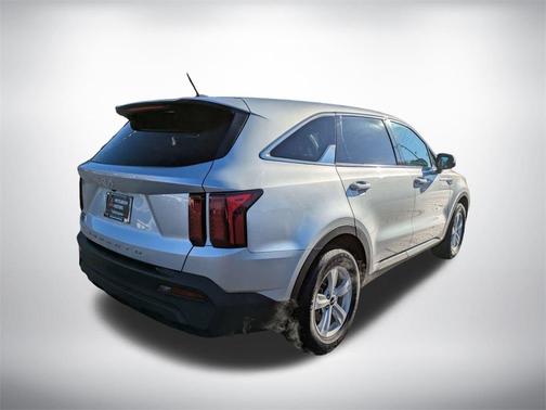 2022 Kia Sorento LX