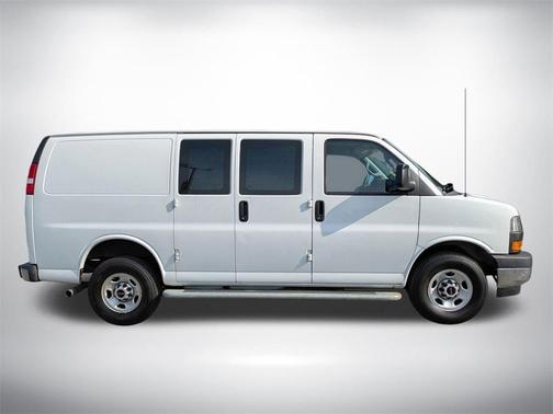 2023 GMC Savana 2500 Work Van