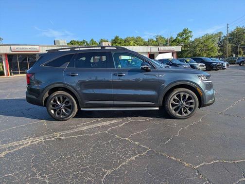 Gray 2023 Kia Sorento X-Line EX