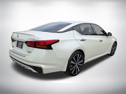 2020 Nissan Altima 2.0 Platinum