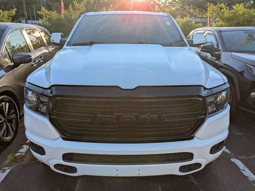 Bright White Clearcoat 2020 RAM 1500 Big Horn