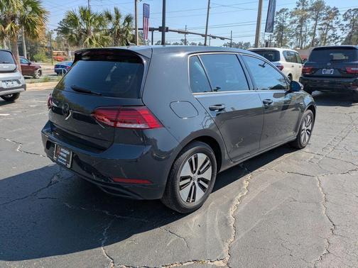 2019 Volkswagen e-Golf SE
