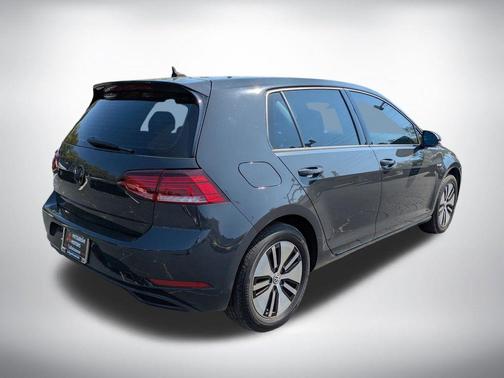 2019 Volkswagen e-Golf SE