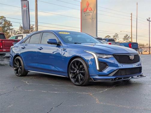 2023 Cadillac CT4 Sport